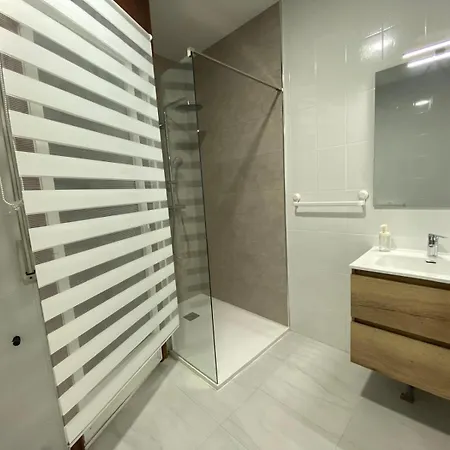 A Un Paso Lägenhet Caldas De Reis