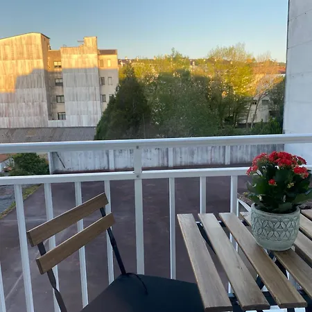 A Un Paso Apartment