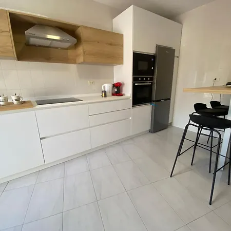 A Un Paso Appartement