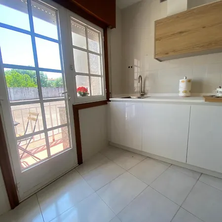 A Un Paso Lägenhet Caldas De Reis