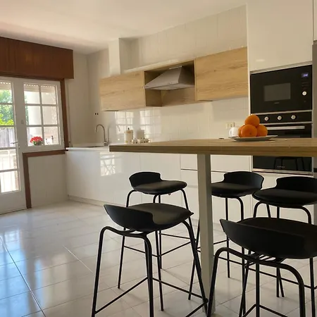 A Un Paso * Caldas De Reis