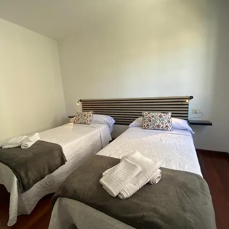 A Un Paso Caldas De Reis