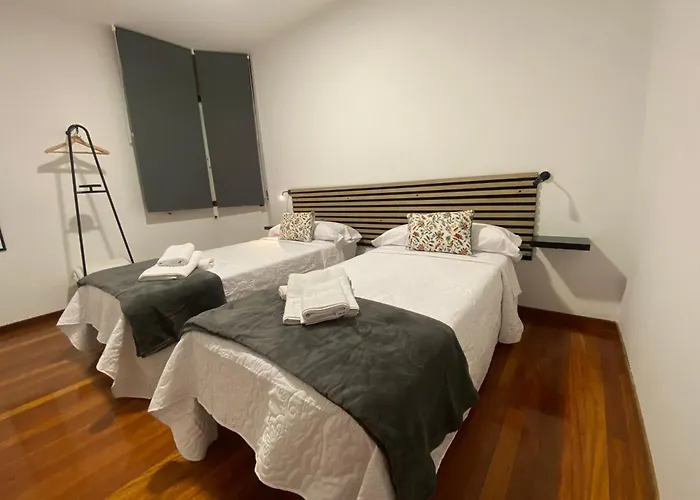 A Un Paso * Caldas De Reis