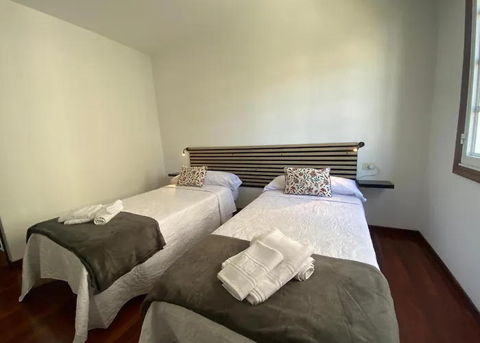 A Un Paso Caldas De Reis